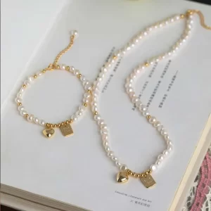 Colar e a Pulseira de perola que Refletem Sua Elegância Única
