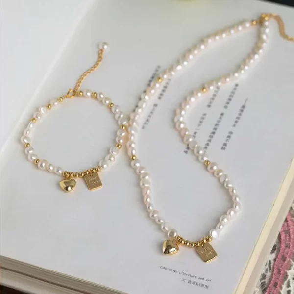 Colar e a Pulseira de perola que Refletem Sua Elegância Única